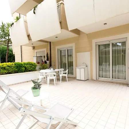 Apart Otel England Riccione